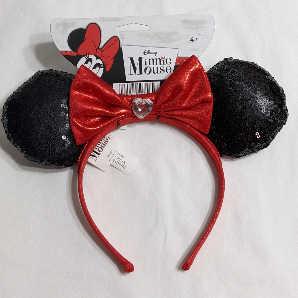 Disney Minnie Mouse Shiny Ears With Red Bow and Heart Charm, NWT